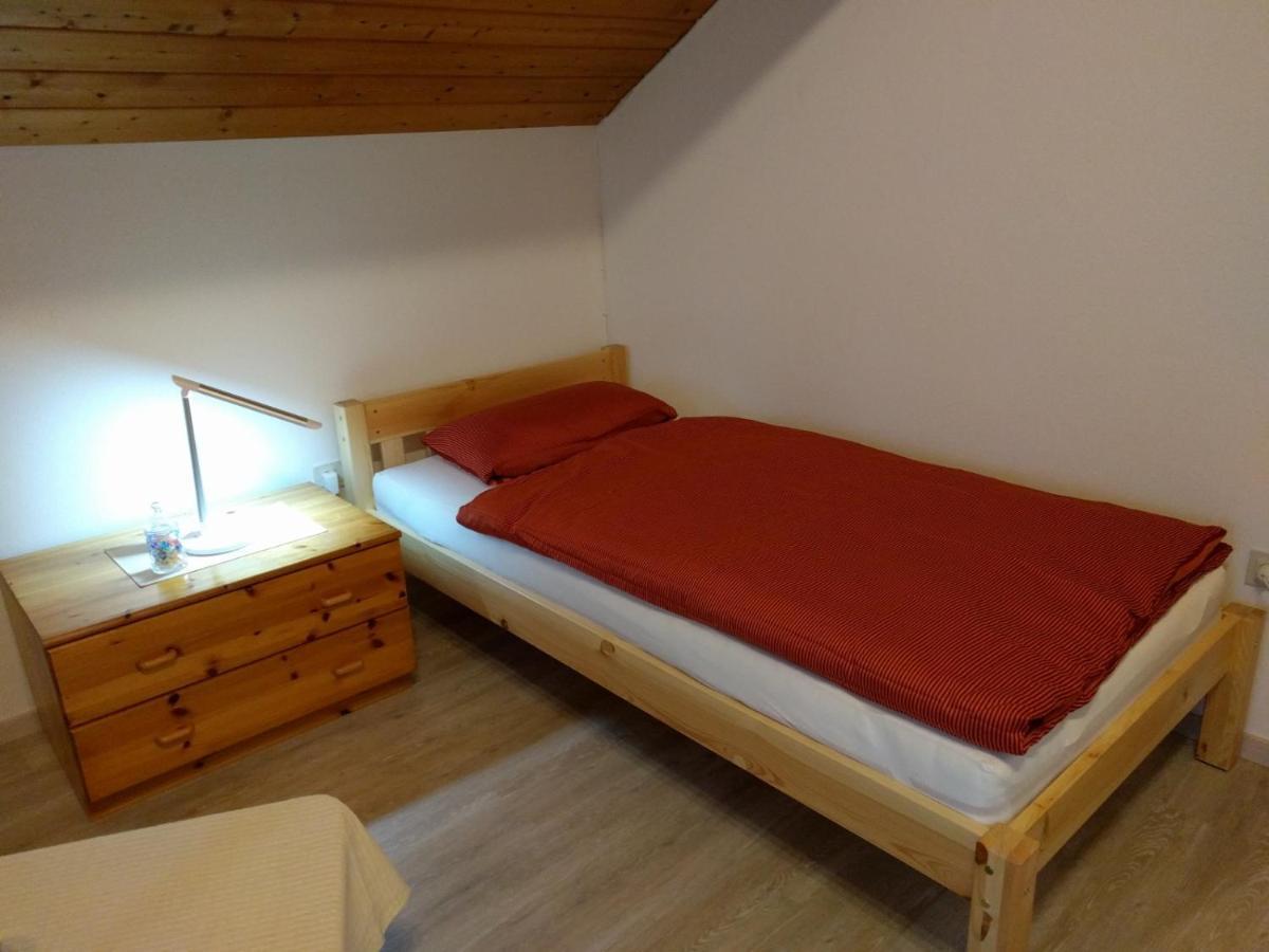 Komfortabel Wohnen Am Waldrand Von Pitzling Landsberg am Lech Exterior foto